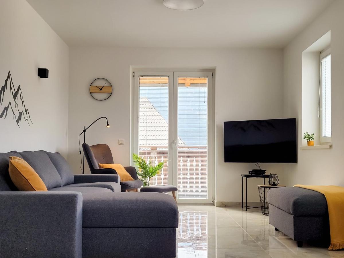 Apartments Julian Experience Ratece Bagian luar foto