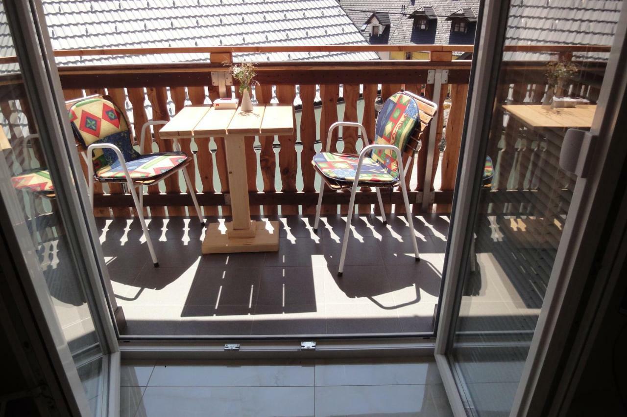 Apartments Julian Experience Ratece Bagian luar foto